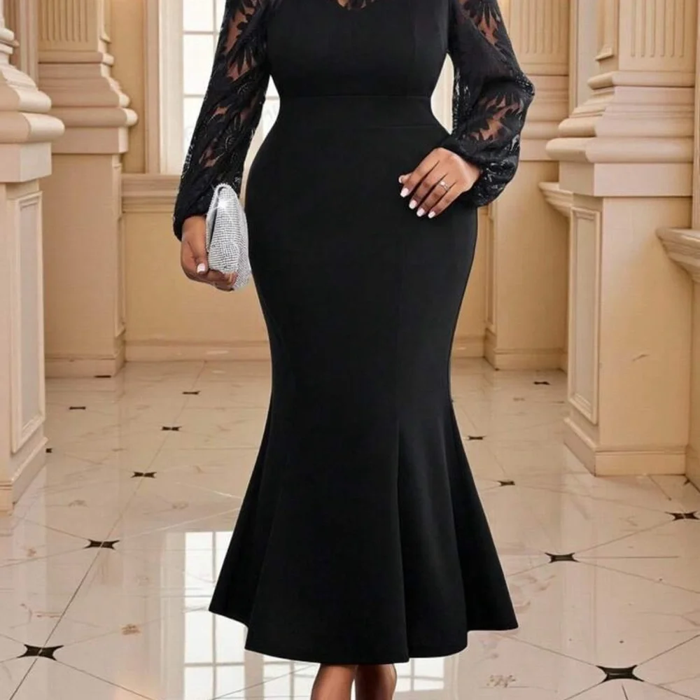 Elegant Black Lace Sleeve Dress - Picture 3 of 3